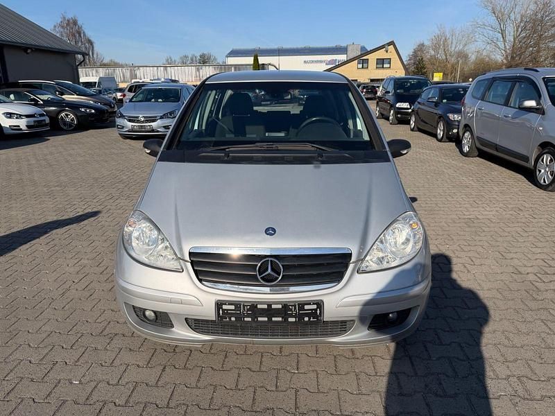 Gebraucht Mercedes A180 109 PS (80 kW) 2004 Silber Kleinwagen