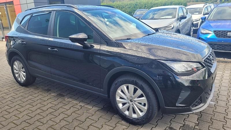 Neu Seat Arona Style 95 PS (69 kW) 2025 Schwarz SUV