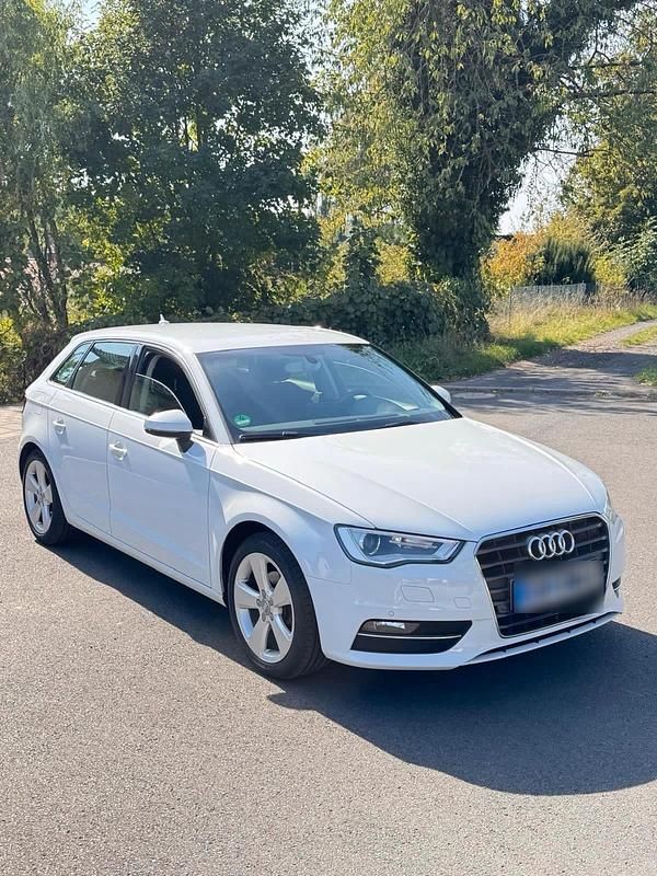 Gebraucht Audi A3 Ambition 122 PS (89 kW) 2013 Weiß Limousine