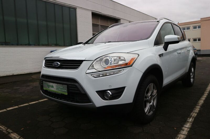 Gebraucht Ford Kuga Titanium 140 PS (102 kW) 2011 Weiß SUV