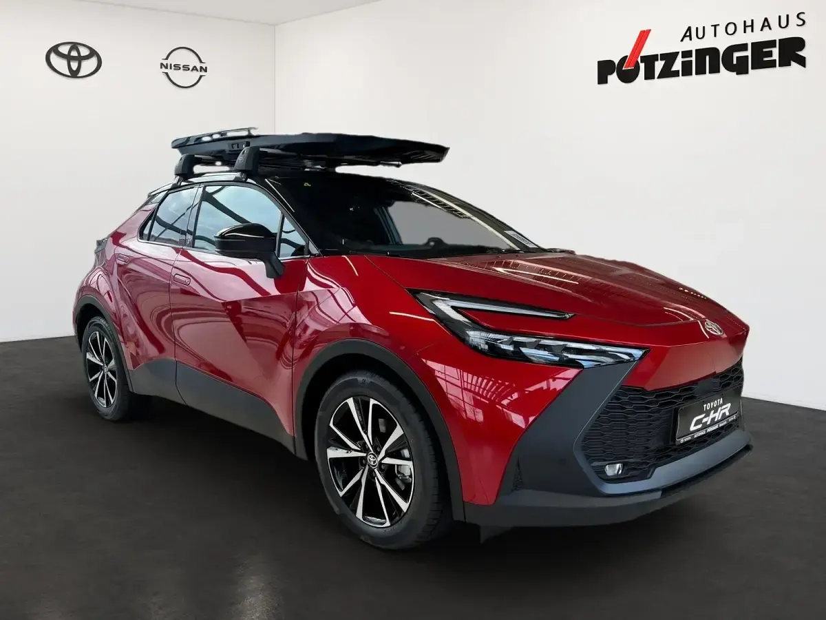 Gebraucht Toyota C-HR 152 PS (111 kW) 2024 Rot SUV