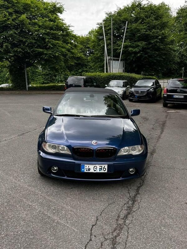 Blau Gebraucht 2005 BMW 330 Cabriolet Exclusive Cabrio | 10.500 € (Superpreis) - Bild 1/4