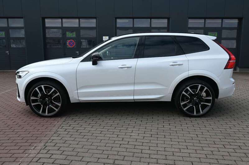 Gebraucht Volvo XC60 Ultimate 197 PS (144 kW) 2024 Weiß SUV