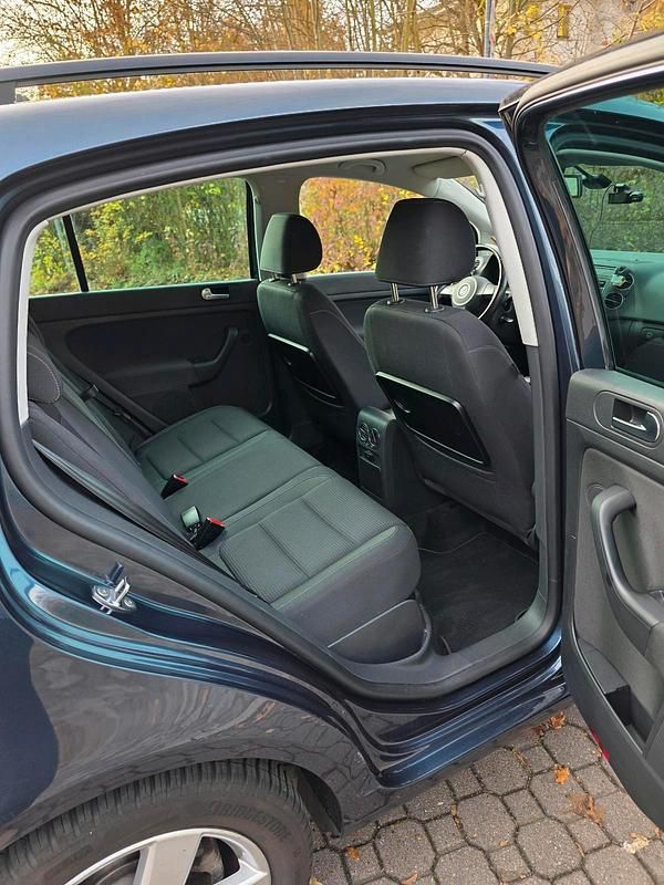 Gebraucht VW Golf VI 122 PS (89 kW) 2010 Schwarz Kleinwagen