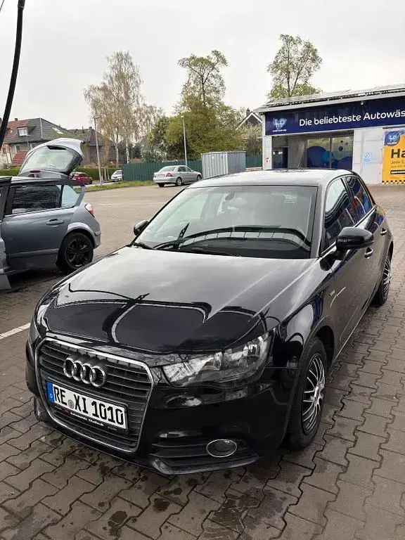 Gebraucht Audi A1 Sportback Ambition 122 PS (89 kW) 2013 Schwarz Kleinwagen