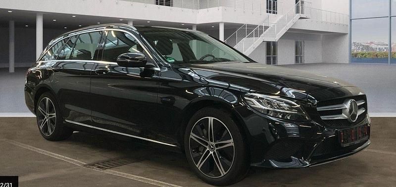 Gebraucht Mercedes C300e 320 PS (235 kW) 2020 Schwarz Kombi