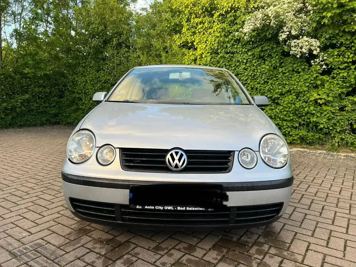 Gebraucht VW Polo 64 PS (47 kW) 2001 Silber Kleinwagen