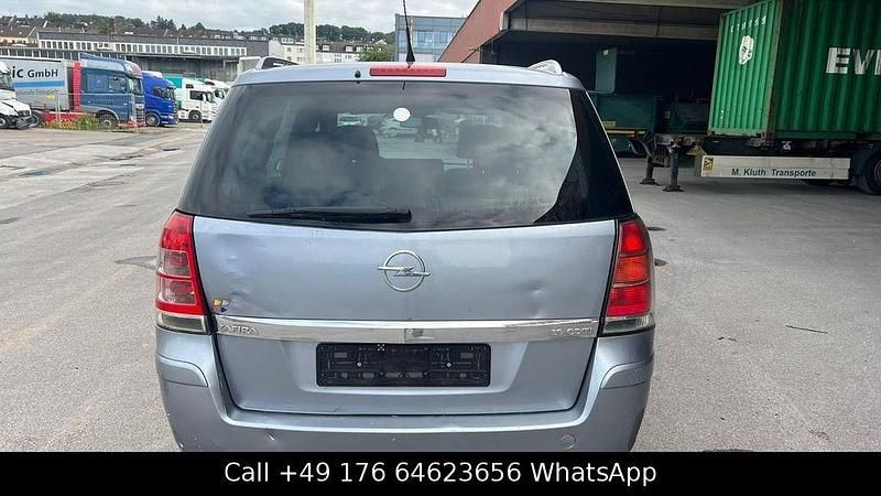 Gebraucht Opel Zafira Edition 94 PS (69 kW) 2007 Silber Van / Kleinbus