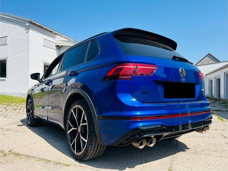 Blau Gebraucht 2021 VW Tiguan R SUV | 40.900 € - Bild 1/4