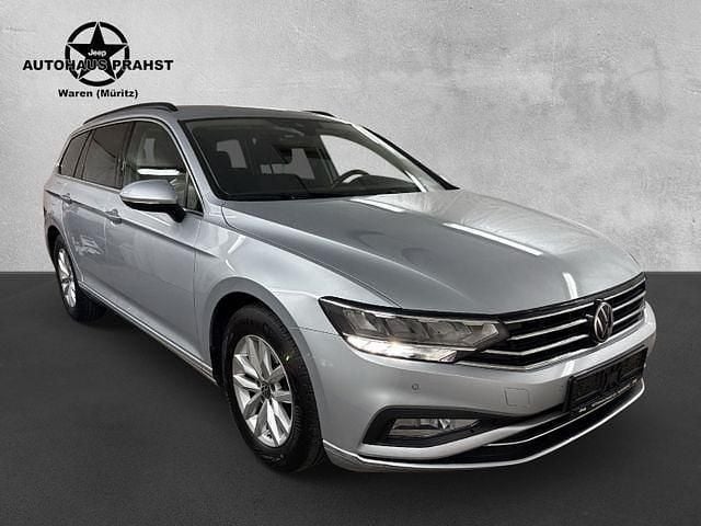 Silber Gebraucht 2022 VW Passat Business Kombi | 20.900 € (Guter Preis) - Bild 1/3