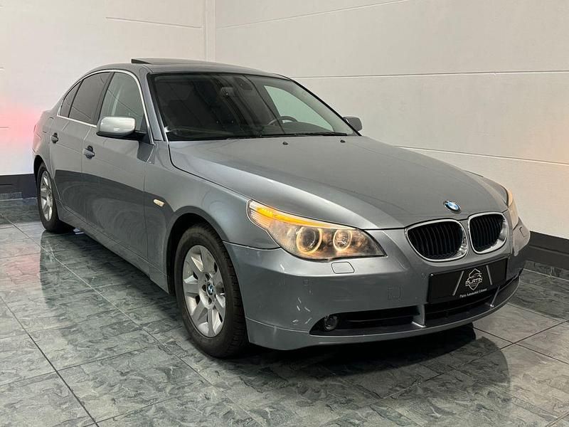 Grau Gebraucht 2005 BMW 525 Limousine | 5.490 € (Fairer Preis) - Bild 1/4