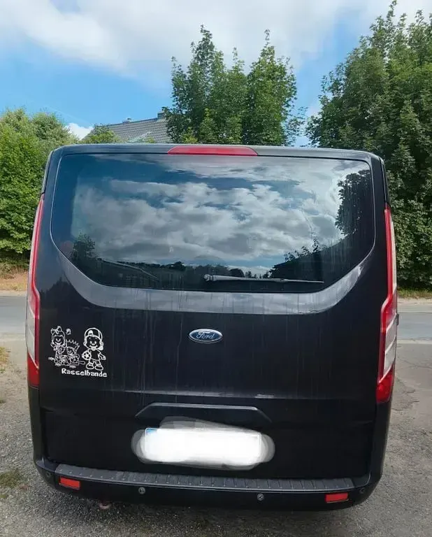 Gebraucht Ford Tourneo Titanium 155 PS (114 kW) 2015 Schwarz Van / Kleinbus