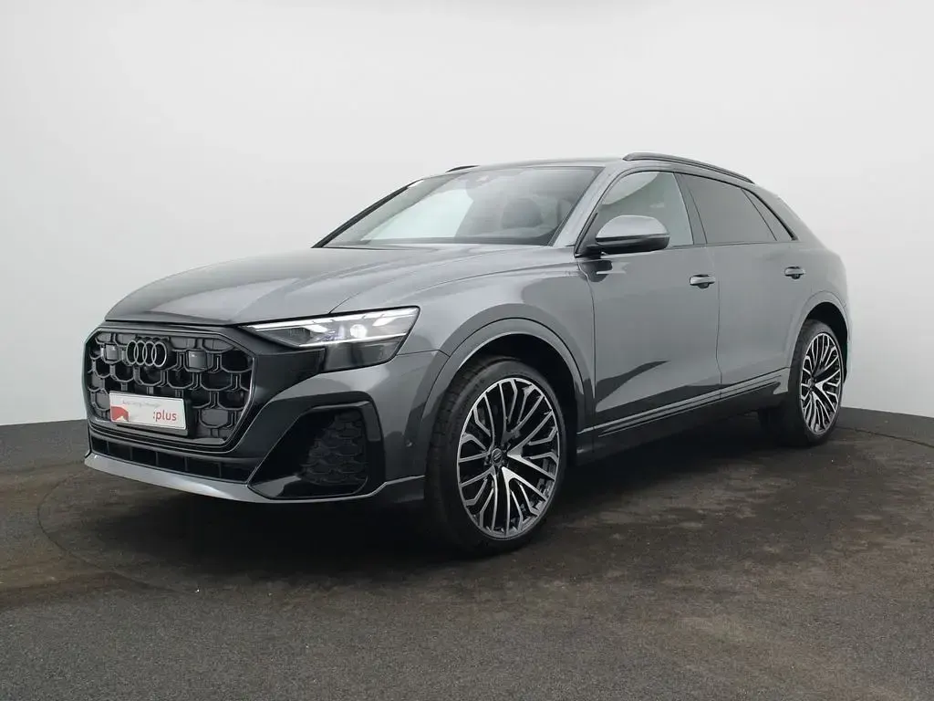 Gebraucht Audi Q8 S-Line 286 PS (210 kW) 2024 Daytonagrau perleffekt SUV