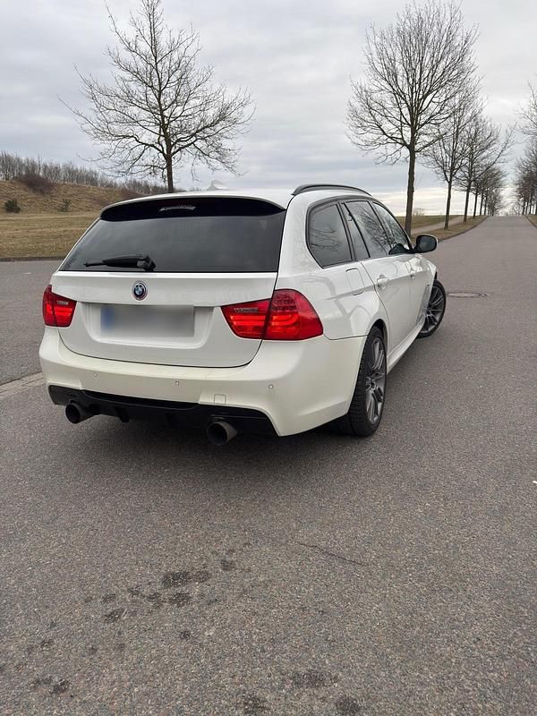 Gebraucht BMW 335 M Performance 306 PS (225 kW) 2011 Weiß Kombi