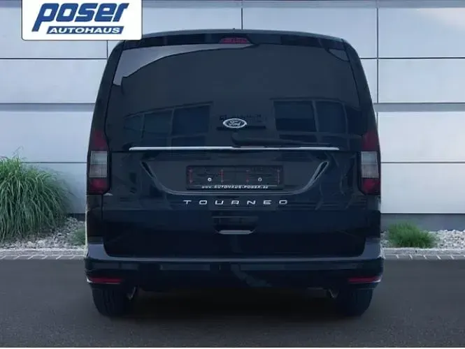 Gebraucht Ford Tourneo Connect Titanium 114 PS (83 kW) 2022 Schwarz Van / Kleinbus