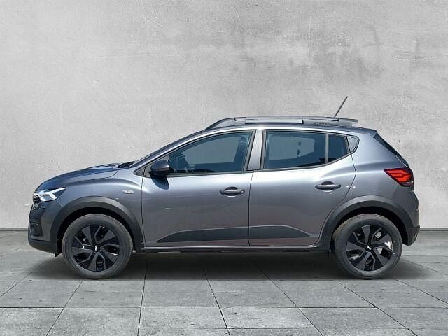Neu Dacia Sandero Expression 90 PS (66 kW) 2025 Grau Kleinwagen