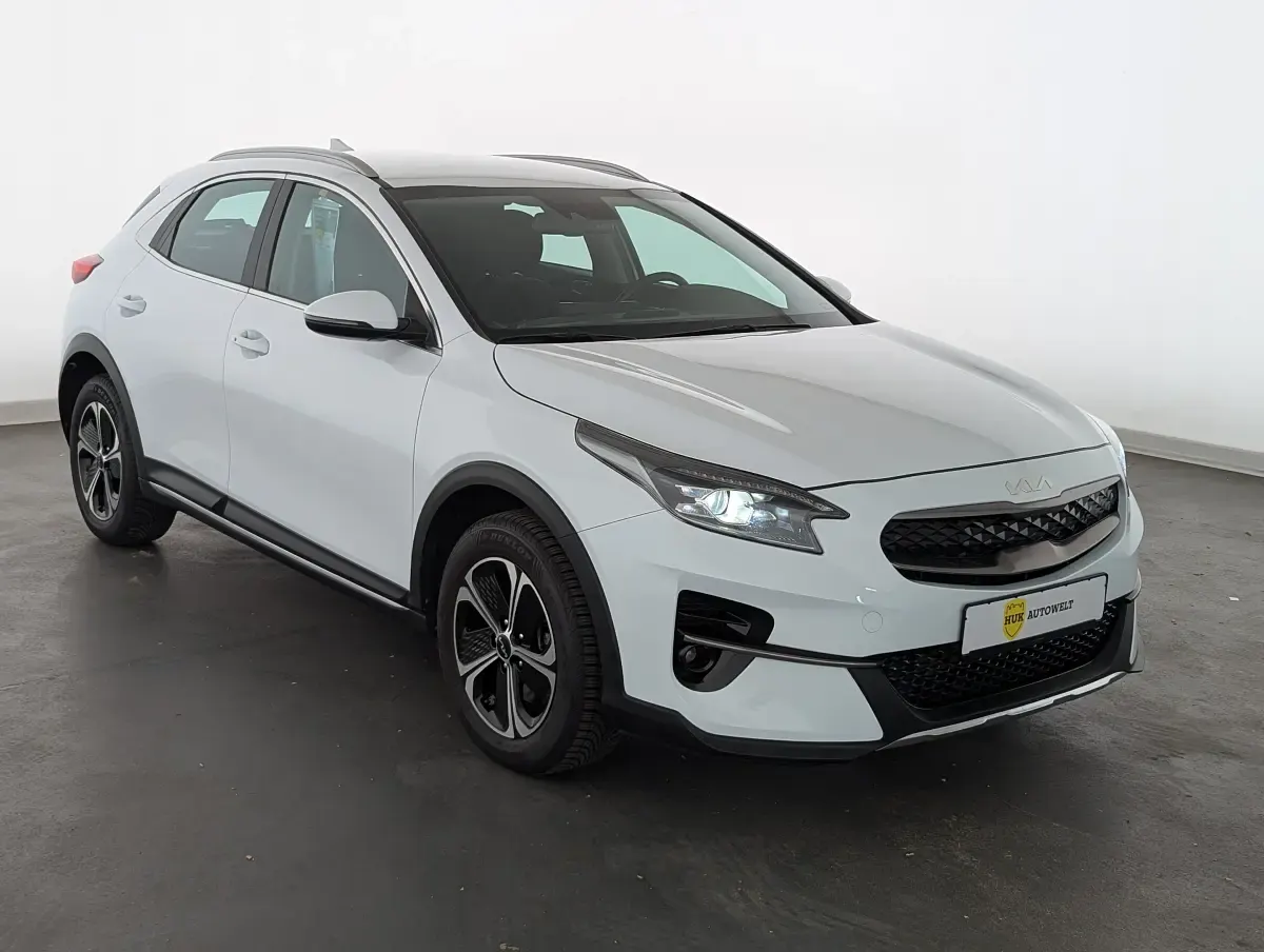 Gebraucht Kia XCeed Vision 141 PS (103 kW) 2022 Casa white SUV