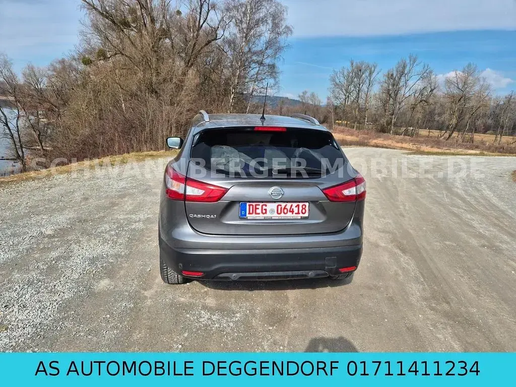 Gebraucht Nissan Qashqai N-Connecta 116 PS (85 kW) 2017 Grau SUV