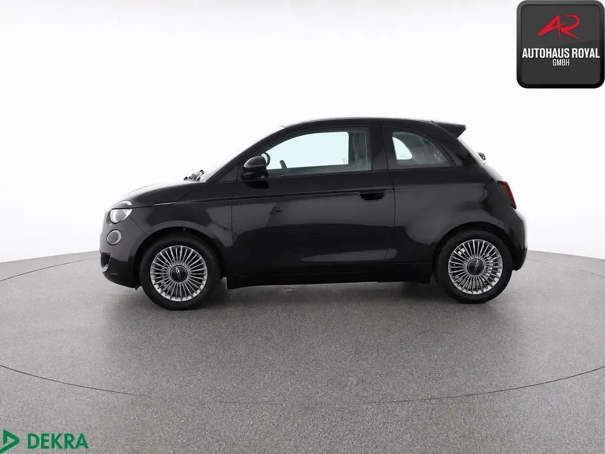 Gebraucht Fiat 500e Icon 69 kW (95 PS) 2023 Schwarz Limousine