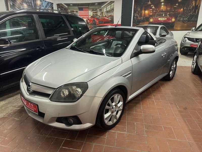 Silber Gebraucht 2005 Opel Tigra Sport Cabrio | 1.750 € (Fairer Preis) - Bild 1/4