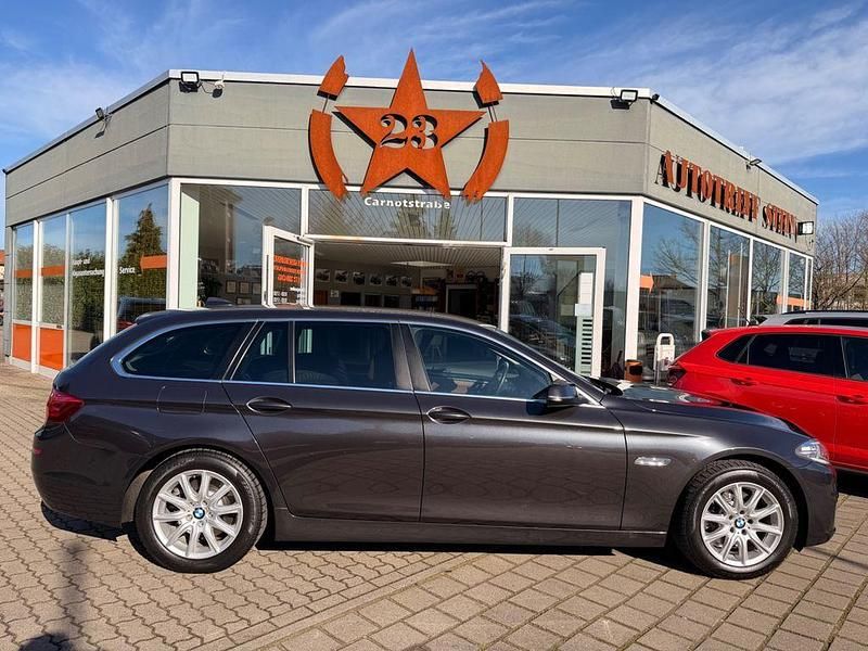 Gebraucht BMW 520 184 PS (135 kW) 2014 Grau Kombi