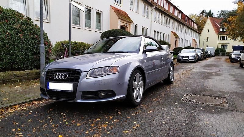 Grau Gebraucht 2007 Audi A4 Cabriolet S-Line Cabrio | 9.000 € (Fairer Preis) - Bild 1/4