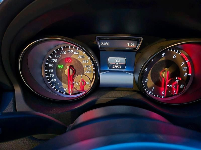 Gebraucht Mercedes CLA200 AMG 156 PS (114 kW) 2013 Grau Coupé