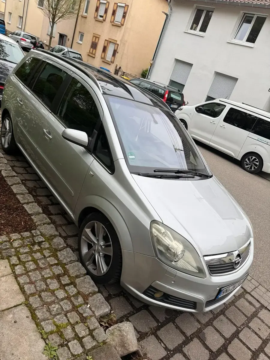 Gebraucht Opel Zafira 150 PS (110 kW) 2006 Grau Van / Kleinbus