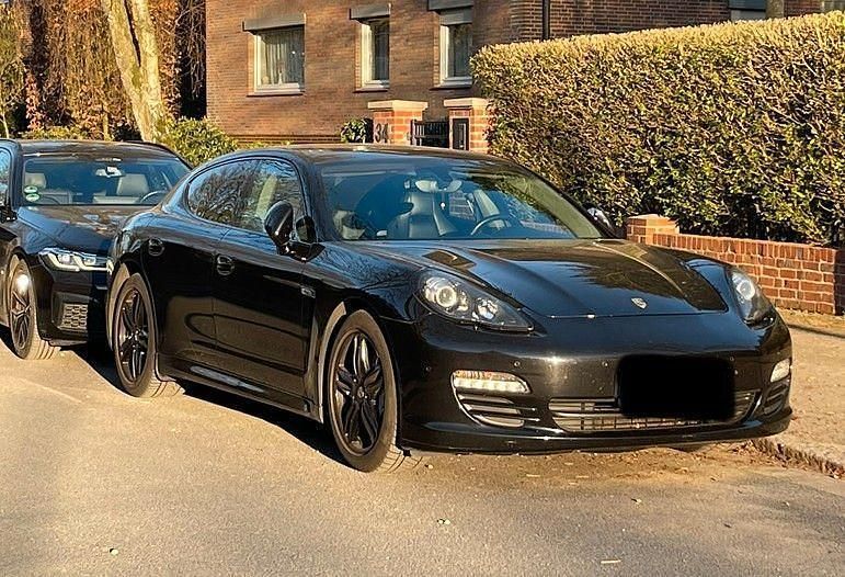 Schwarz Gebraucht 2011 Porsche Panamera 4S Limousine | 25.000 € (Fairer Preis) - Bild 1/4