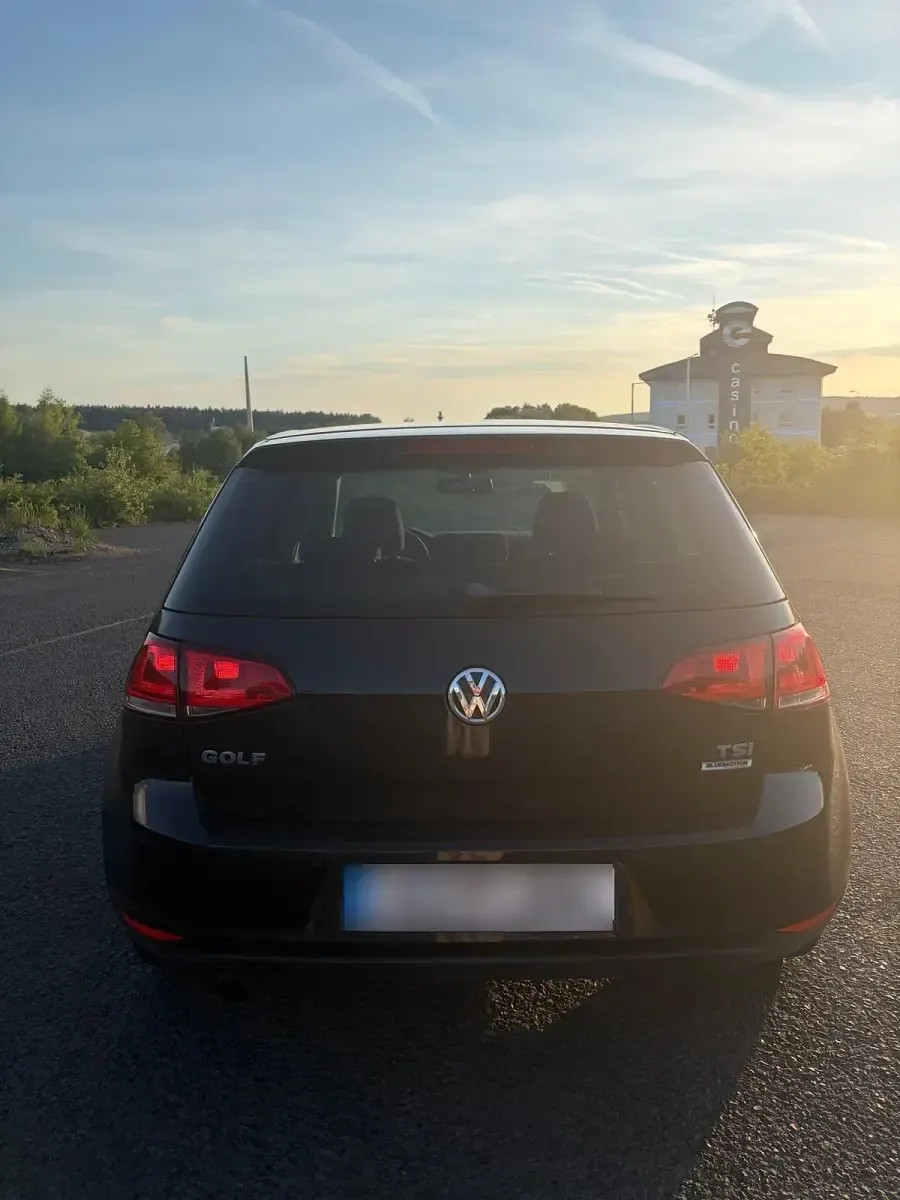 Gebraucht VW Golf VII 110 PS (80 kW) 2014 Schwarz Kombi