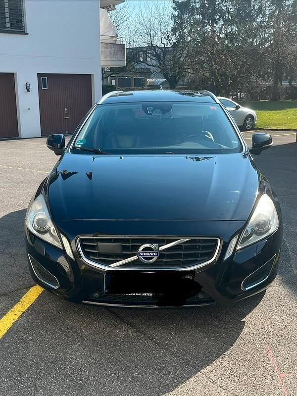 Gebraucht Volvo V60 205 PS (150 kW) 2010 Schwarz Kombi