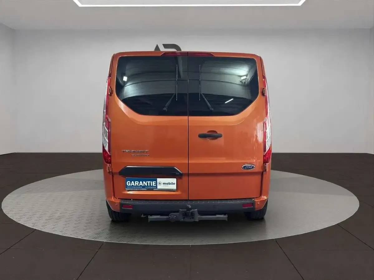 Gebraucht Ford Transit Custom Trend 170 PS (125 kW) 2023 Orange glow Van / Kleinbus
