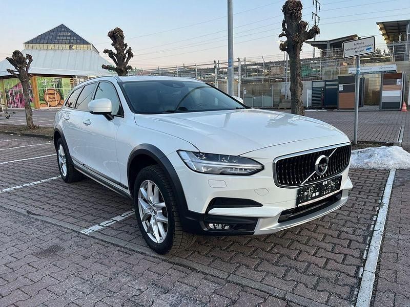 Gebraucht Volvo V90 CC 310 PS (228 kW) 2018 Silber Kombi