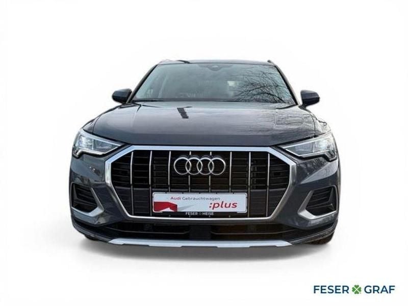 Gebraucht Audi Q3 Ambiente 150 PS (110 kW) 2025 Nanograu metallic SUV