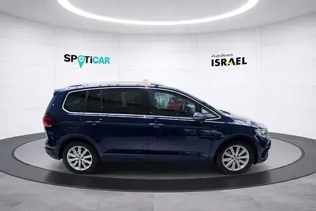 Gebraucht VW Touran Highline 150 PS (110 kW) 2018 Blau Van / Kleinbus