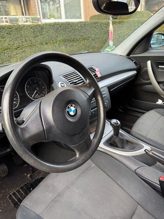 Gebraucht BMW 116 116 PS (85 kW) 2004 Grau Kleinwagen