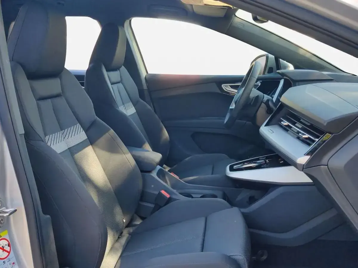 Usata Audi Q4 e-tron Sport 210 kW (286 CV) 2025 Argento SUV
