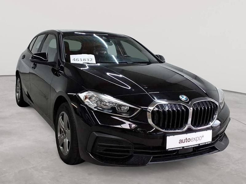 Schwarz uni Gebraucht 2021 BMW 116 Advantage Kleinwagen | 16.690 € (Fairer Preis) - Bild 1/4
