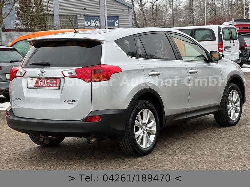 Gebraucht Toyota RAV4 Edition 150 PS (110 kW) 2013 Silber SUV
