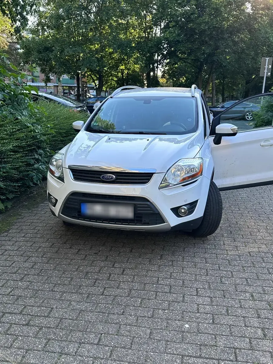 Usata Ford Kuga 163 CV (119 kW) 2011 Bianco SUV