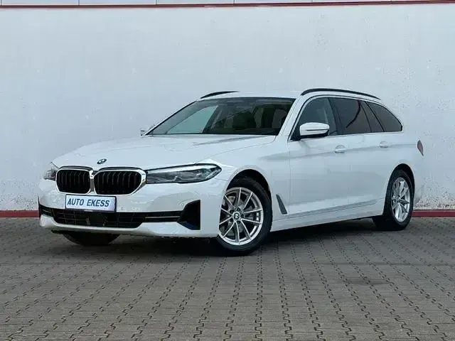 Second-hand BMW 520 190 CP (139 kW) 2023 Alb Break
