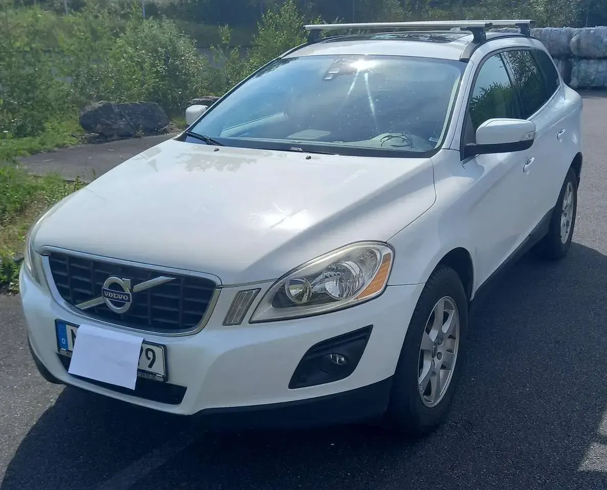Gebraucht Volvo XC60 185 PS (136 kW) 2010 Weiß SUV