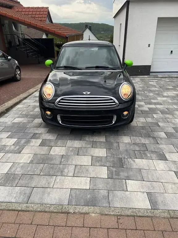 Gebraucht Mini ONE 98 PS (72 kW) 2014 Schwarz Kleinwagen
