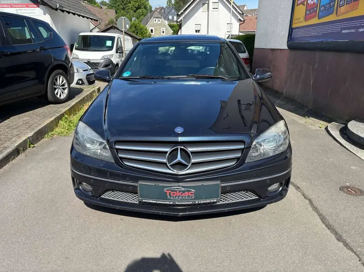 Gebraucht Mercedes CLC200 184 PS (135 kW) 2009 Chromitschwarz metalliclack Coupé