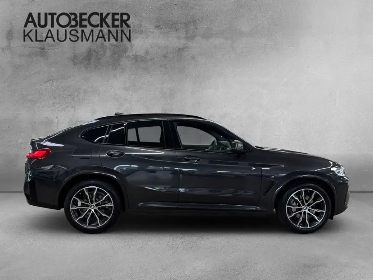 Gebraucht BMW X4 M Sport 286 PS (210 kW) 2025 Sophistograu brillanteffekt me SUV