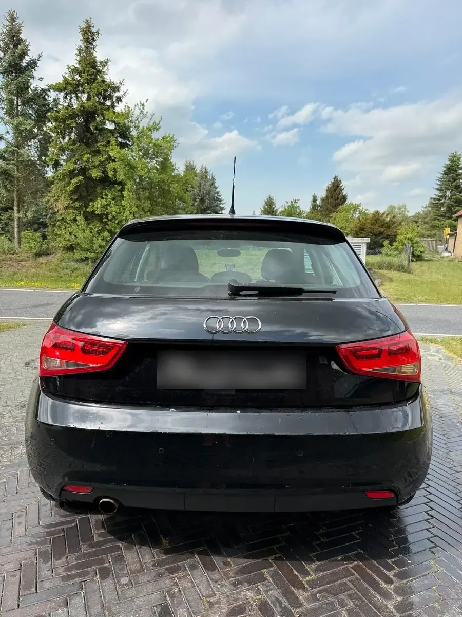 Occasion Audi A1 90 ch (66 kW) 2012 Noir Citadine