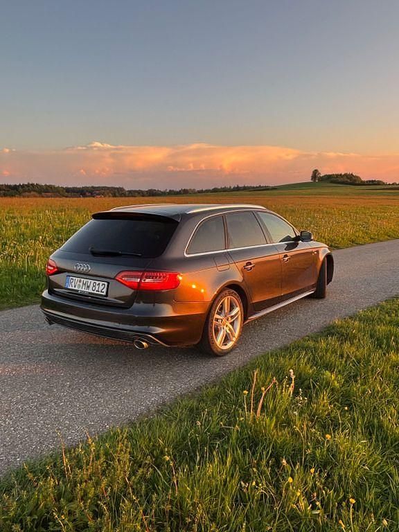 Grau Gebraucht 2014 Audi A4 S-Line Kombi | 16.200 € (Teuer) - Bild 1/4