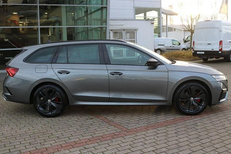 Gebraucht Skoda Octavia RS 200 PS (147 kW) 2024 Grau Kombi