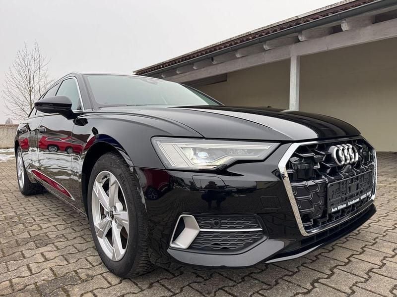 Gebraucht Audi A6 Sport 204 PS (150 kW) 2024 Schwarz Kombi