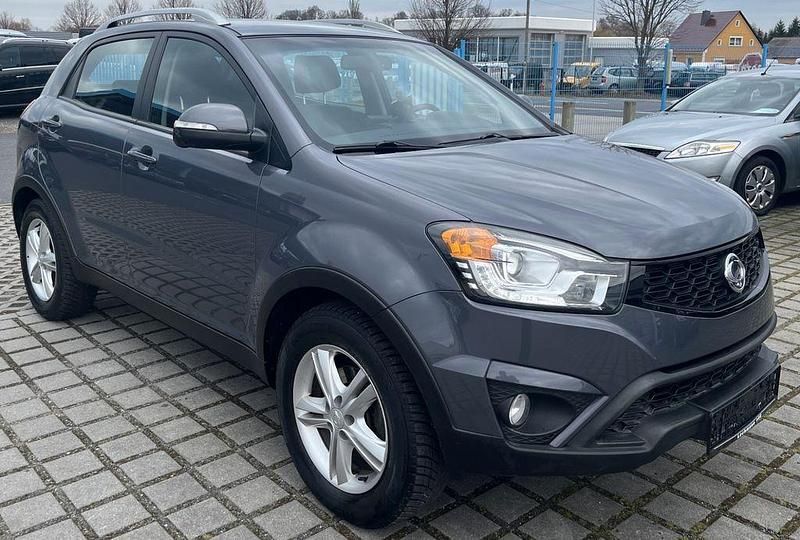 Gebraucht Ssangyong (KGM) Korando 150 PS (110 kW) 2015 Grau SUV